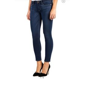 Paige Verdugo Ankle Skinny Jeans Dalia